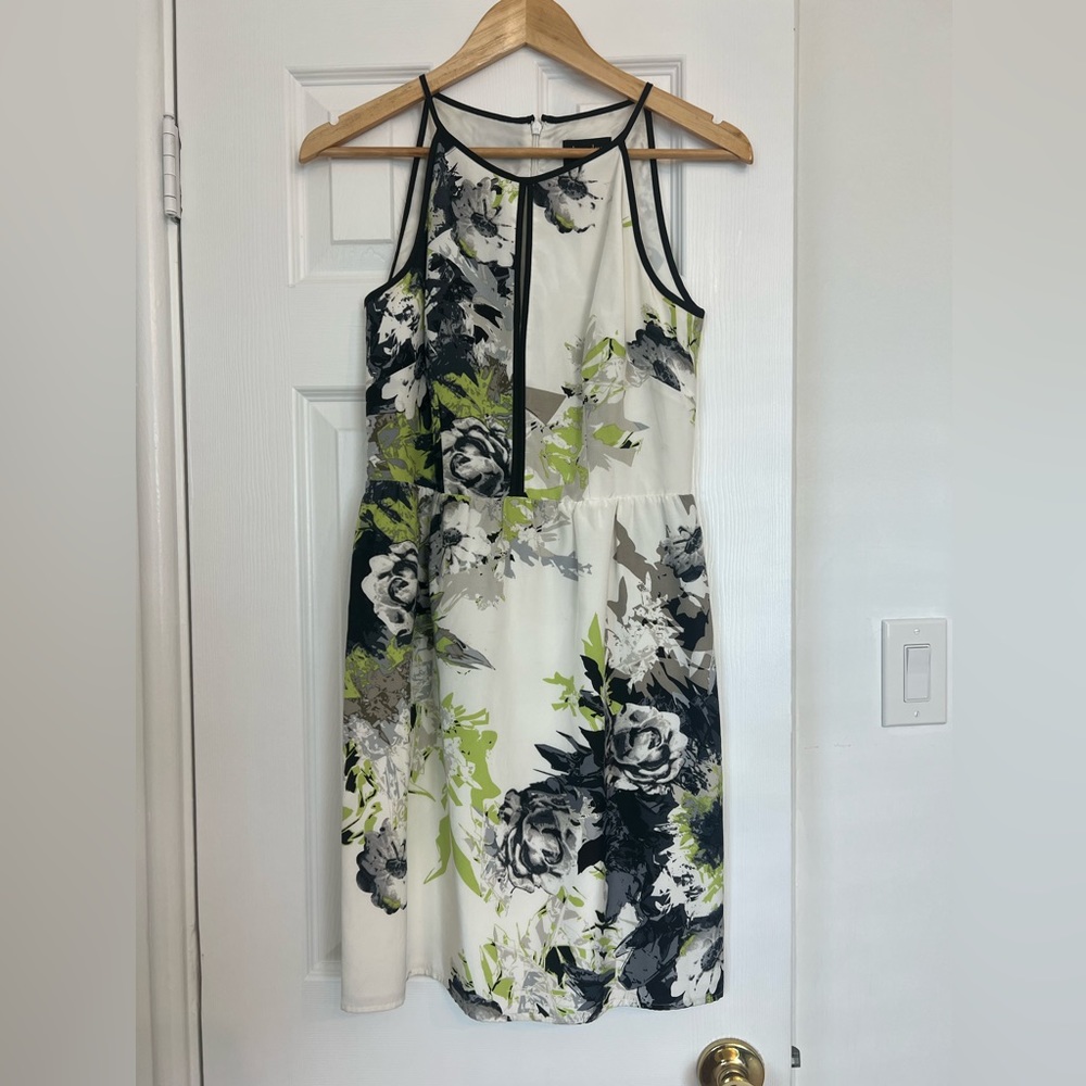 Laundry by Shelli Segal Los Angeles Women's White Floral Dress - Size 6 - Used